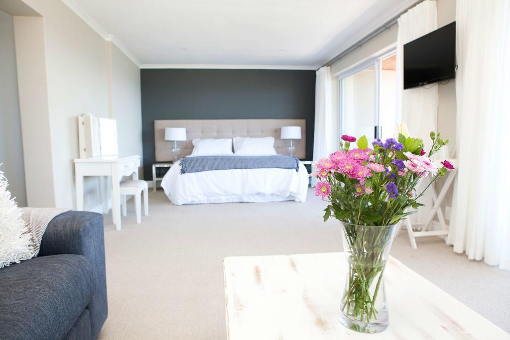 Seabreeze Luxury Two Bedroom Self Catering Penthouse Kaapstad Kamer foto
